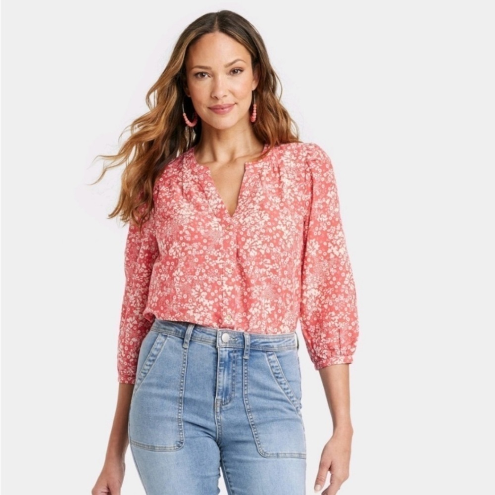 Knox Rose Woman's 3/4 Sleeve V-neck Blouse ~ Red Floral